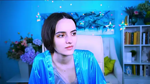 Snapshot of KateWillows chatting on 9, 2, 2026 KateWillows online show from 9, 2, 2026