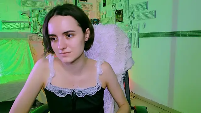 Snapshot of KateWillows chatting on 11, 2, 2026 KateWillows online show from 11, 2, 2026