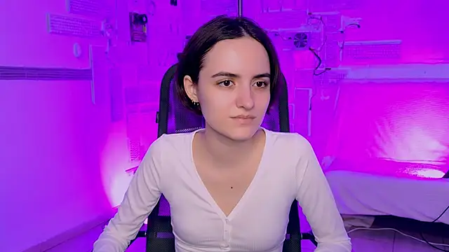 Snapshot of KateWillows chatting on 1, 3, 2026 KateWillows online show from 1, 3, 2026