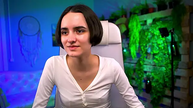 Snapshot of KateWillows chatting on 2, 3, 2026 KateWillows online show from 2, 3, 2026