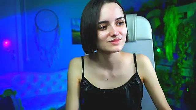 Snapshot of KateWillows chatting on 23, 3, 2026 KateWillows online show from 23, 3, 2026