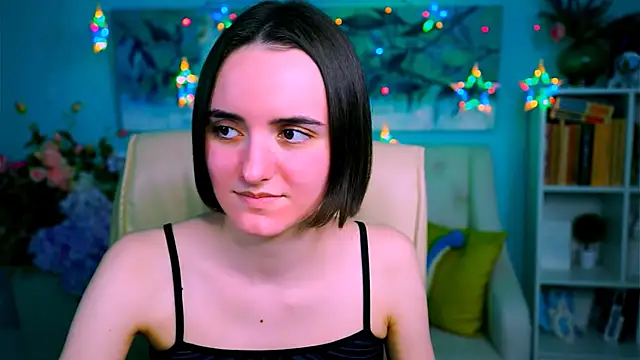 Snapshot of KateWillows chatting on 9, 4, 2026 KateWillows online show from 9, 4, 2026