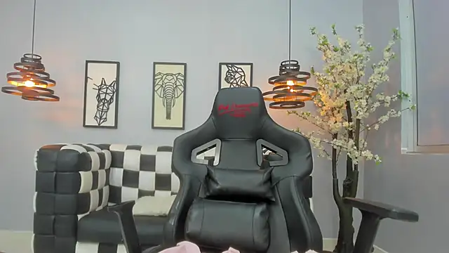 SofiCuutee online show from 13, 12, 2025