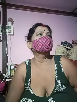 Snapshot of me-pari-hu chatting on 6, 6, 2026 me-pari-hu online show from 6, 6, 2026