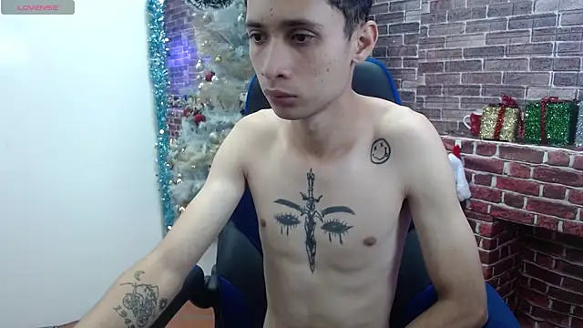 LucassSmith11 online show from 21, 12, 2025