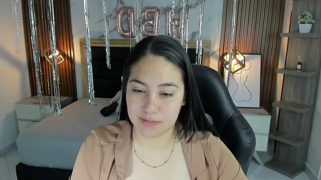 Snapshot of VIOLETTA_ROSS1 chatting on 10, 1, 2026 VIOLETTA ROSS1 online show from 10, 1, 2026