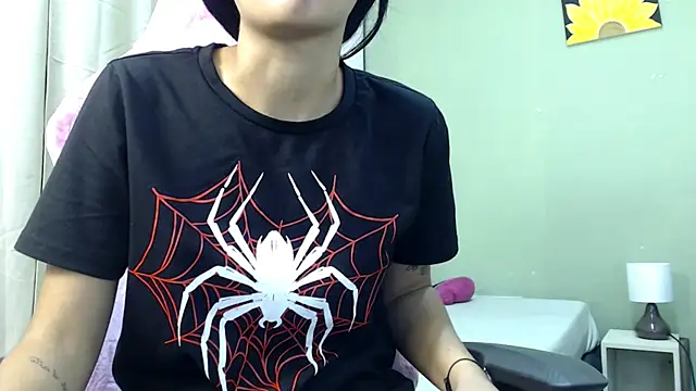 Snapshot of Mishell_hot_ chatting on 8, 1, 2026 Mishell hot online show from 8, 1, 2026