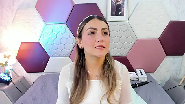 Snapshot of AriaRous chatting on 1, 5, 2026 AriaRous online show from 1, 5, 2026