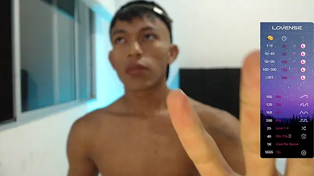 Snapshot of santinaughty chatting on 3, 12, 2025 santinaughty online show from 3, 12, 2025