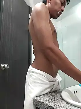 Snapshot of santinaughty chatting on 17, 12, 2025 santinaughty online show from 17, 12, 2025