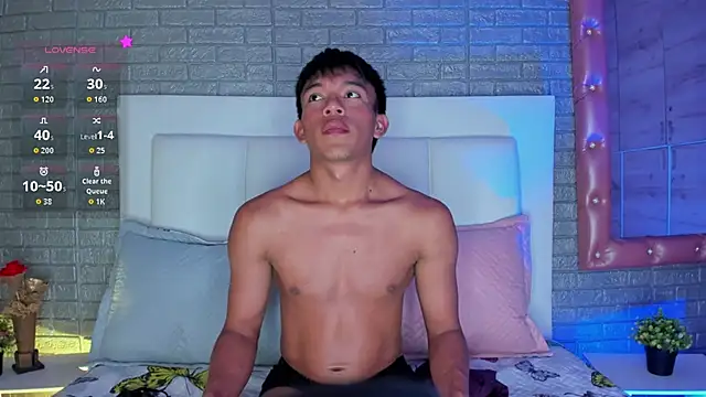 Snapshot of santinaughty chatting on 11, 1, 2026 santinaughty online show from 11, 1, 2026