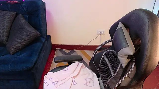 nathferrer 1 online show from 13, 6, 2026