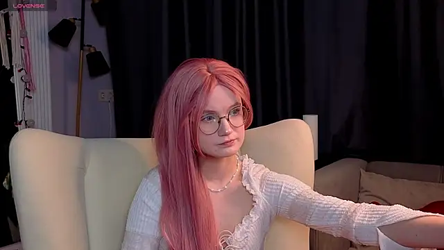 Kitty smalltits online show from 11, 1, 2026