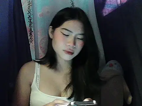 Snapshot of Allysonxx05 chatting on 13, 2, 2026 Allysonxx05 online show from 13, 2, 2026