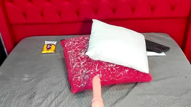 Snapshot of jay_Bluee1 chatting on 20, 12, 2025 jay Bluee1 online show from 20, 12, 2025