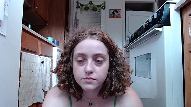 Snapshot of DeliaBlew chatting on 22, 5, 2026 DeliaBlew online show from 22, 5, 2026