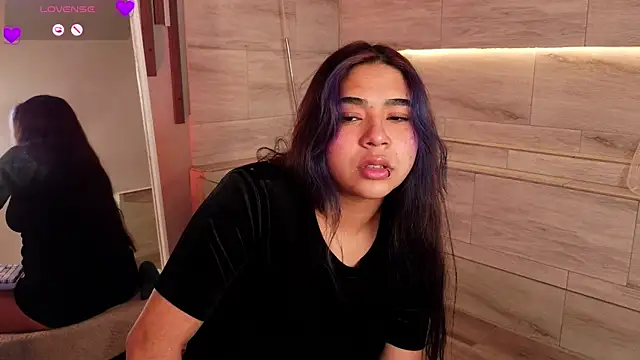 Mylarossi online show from 17, 4, 2026