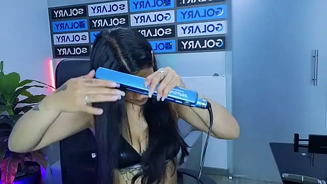 ScarlethJonz online show from 16, 12, 2025