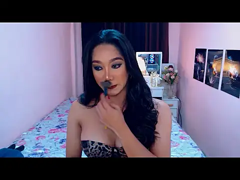 Snapshot of UrScreenGoddess chatting on 13, 2, 2026 UrScreenGoddess online show from 13, 2, 2026