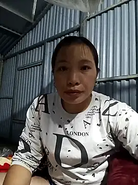 Evelyn-n online show from 12, 2, 2026