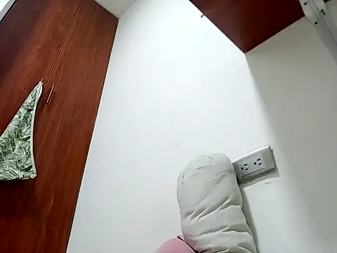 Snapshot of am_cvo1824 chatting on 15, 12, 2025 am cvo1824 online show from 15, 12, 2025