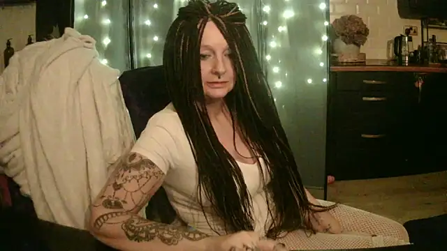 pixxiexo online show from 1, 2, 2026