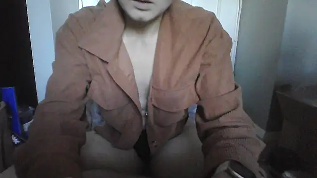 Snapshot of Amy01112 chatting on 15, 12, 2025 Amy01112 online show from 15, 12, 2025