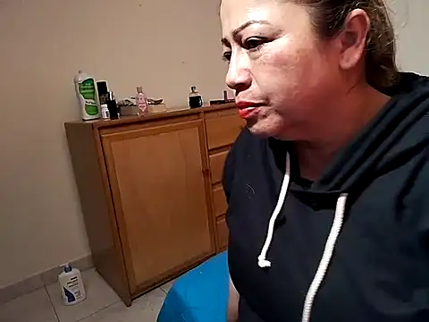 Snapshot of pamela_08 chatting on 20, 12, 2025 pamela 08 online show from 20, 12, 2025