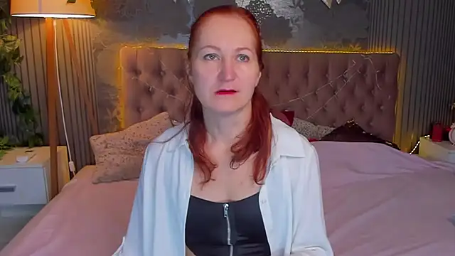 JasmineeSky online show from 21, 12, 2025