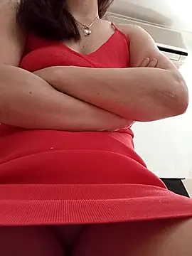 gatitachula93 online show from 19, 4, 2026