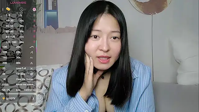 Snapshot of Cheri99 chatting on 17, 12, 2025 Cheri99 online show from 17, 12, 2025