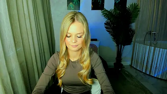 MidnighteAura online show from 30, 5, 2026