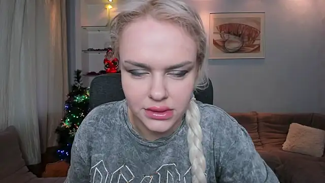 KamillaJei online show from 23, 12, 2025