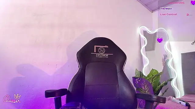 CHEERRY TAY1 online show from 13, 2, 2026