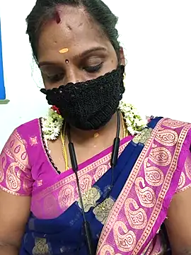 Snapshot of Tamil_Pallavi chatting on 19, 4, 2026 Tamil Pallavi online show from 19, 4, 2026