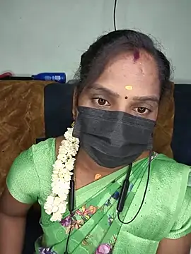 Snapshot of Tamil_Pallavi chatting on 7, 7, 2026 Tamil Pallavi online show from 7, 7, 2026