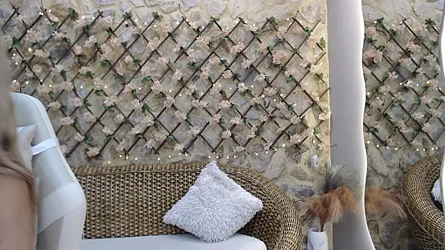 GoldenMusee  online show from 14, 1, 2026