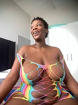 Snapshot of GiantClithpee chatting on 7, 3, 2025 GiantClithpee online show from 7, 3, 2025