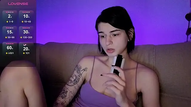 lololozhechka online show from 18, 2, 2026