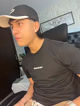 Snapshot of Lander_Cruz chatting on 9, 2, 2026 Lander Cruz online show from 9, 2, 2026