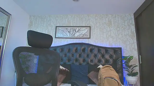 Snapshot of Lander_Cruz chatting on 18, 2, 2026 Lander Cruz online show from 18, 2, 2026