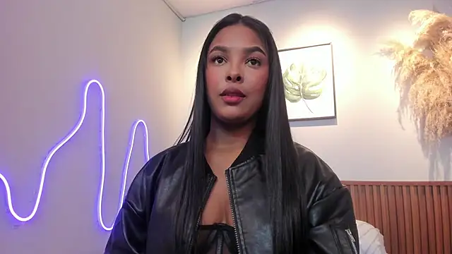 MIAROGGERSS online show from 2, 4, 2026