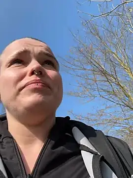 LoreenKinky online show from 10, 3, 2026