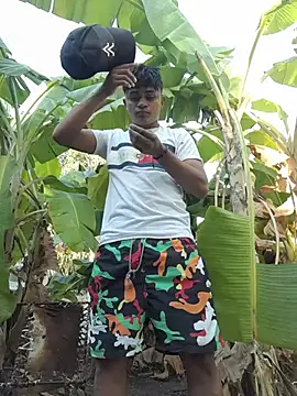 Snapshot of youngboypiss chatting on 6, 1, 2026 youngboypiss online show from 6, 1, 2026