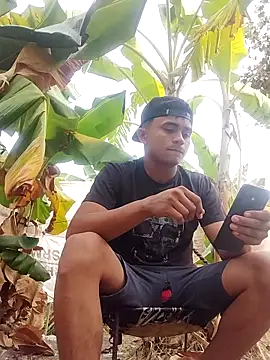 Snapshot of youngboypiss chatting on 7, 2, 2026 youngboypiss online show from 7, 2, 2026