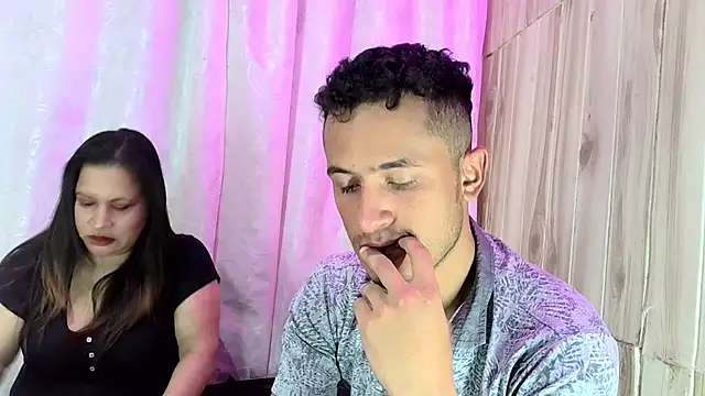 n4ughty friends online show from 4, 12, 2025