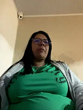 Snapshot of Carameloswing1 chatting on 10, 1, 2026 Carameloswing1 online show from 10, 1, 2026