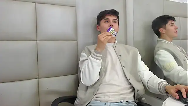 JuanGomm online show from 15, 12, 2025