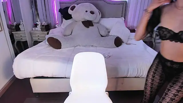 lya  brown online show from 3, 3, 2026