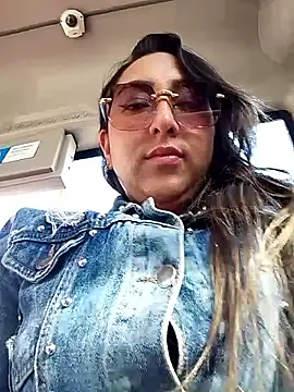 Valeria montana  online show from 11, 1, 2026